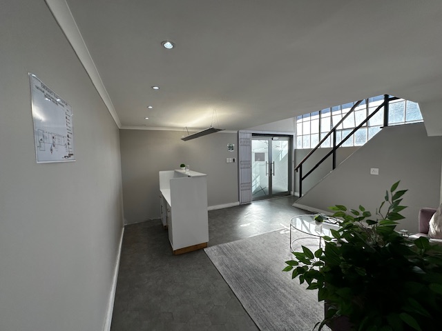 To Let Commercial Property for Rent in Woodstock Western Cape